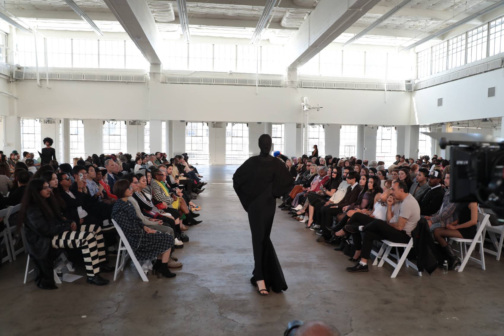 FIDM GRADUATE CLASS 2024 - Worldwide Fashion Design Lookbook