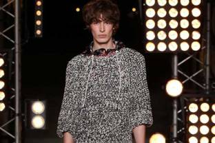 Isabel Marant se úne a Barnabé Hardy para lanzar su línea masculina