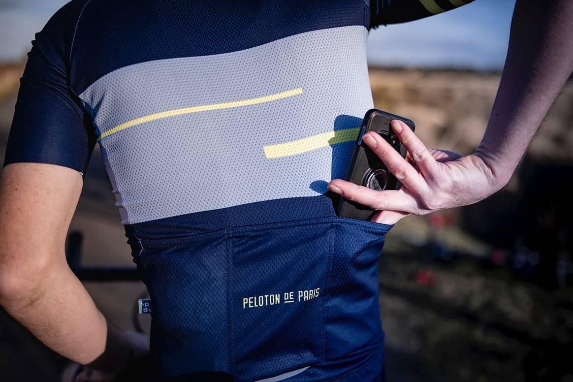 Fietskleding boomt door corona: “Iedereen wilde een nieuwe outfit”