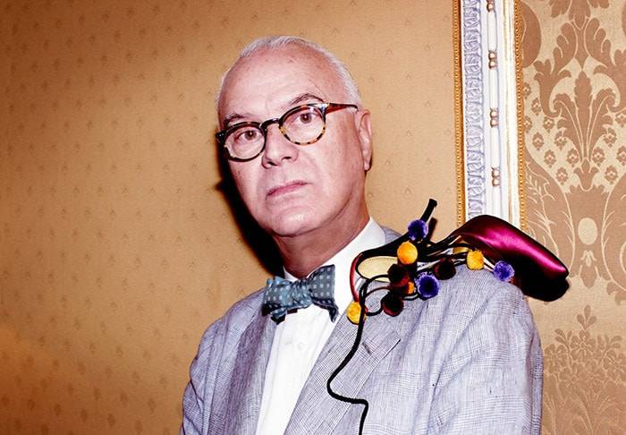 Manolo Blahnik apre l'ecommerce con Farfetch
