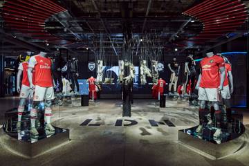Adidas to resume dividend payment