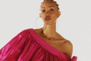 Restoque full year comparable sales improve 2.7 percent