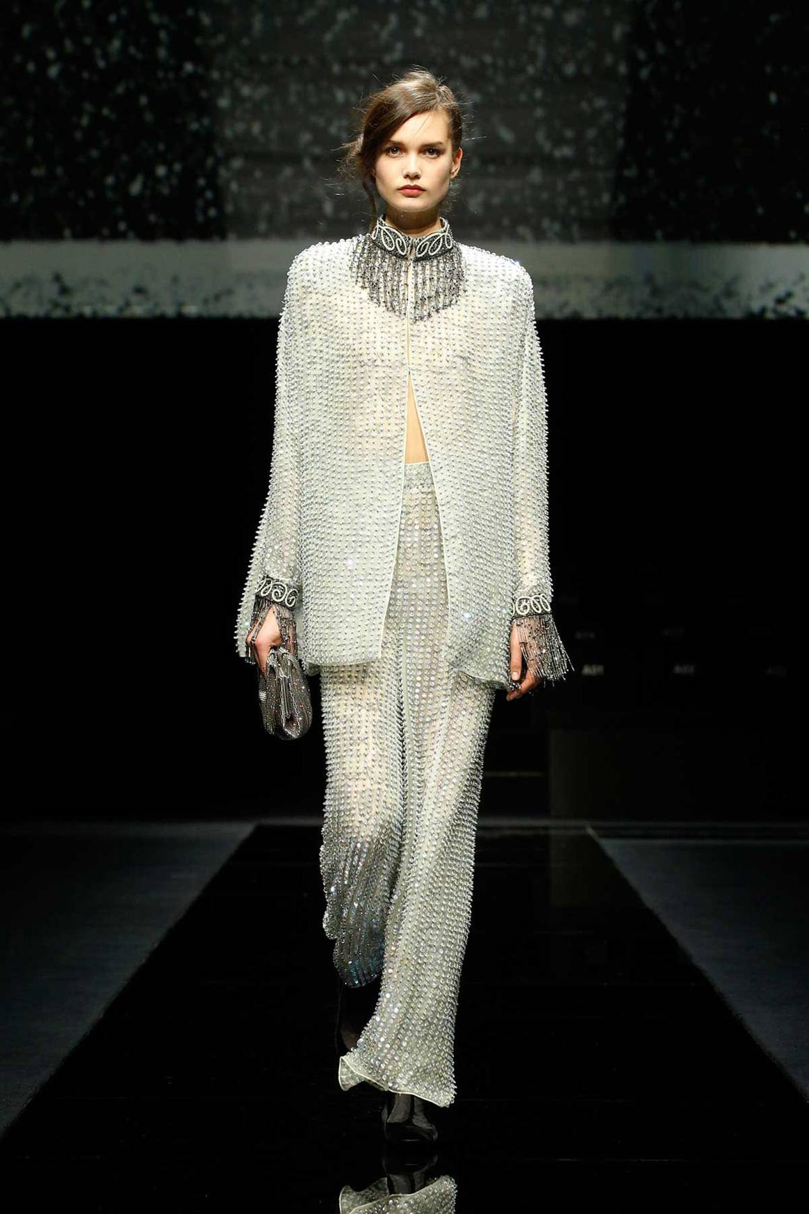 Así fue el desfile de Armani (a puerta cerrada) de Milán