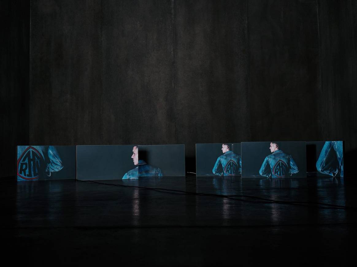 “Redesigning Human Uniform” von Zara x Rhuigi Villaseñor. Foto: Willy Vanderperre / Zara