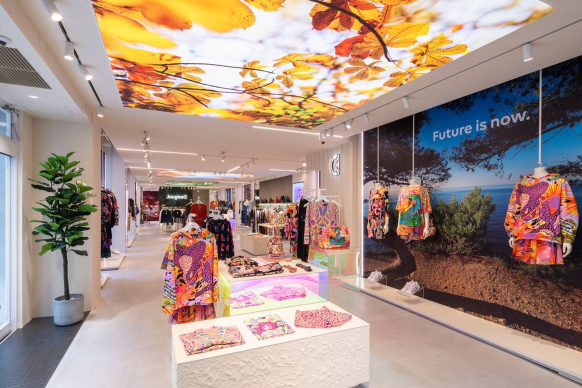 Desigual subraya su apuesta por Japón y abre nueva tienda en Osaka