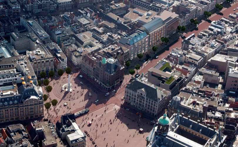 Nieuw Nederlands warenhuis in Amsterdam: Haussmann