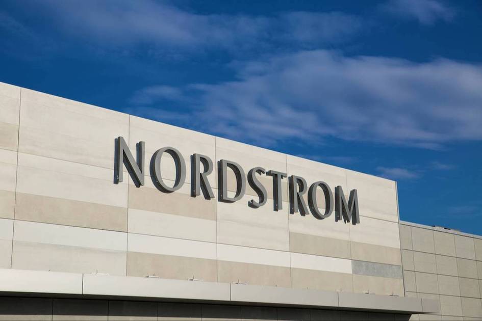 Nordstrom Q4 comparable sales beat expectations, CFO departs