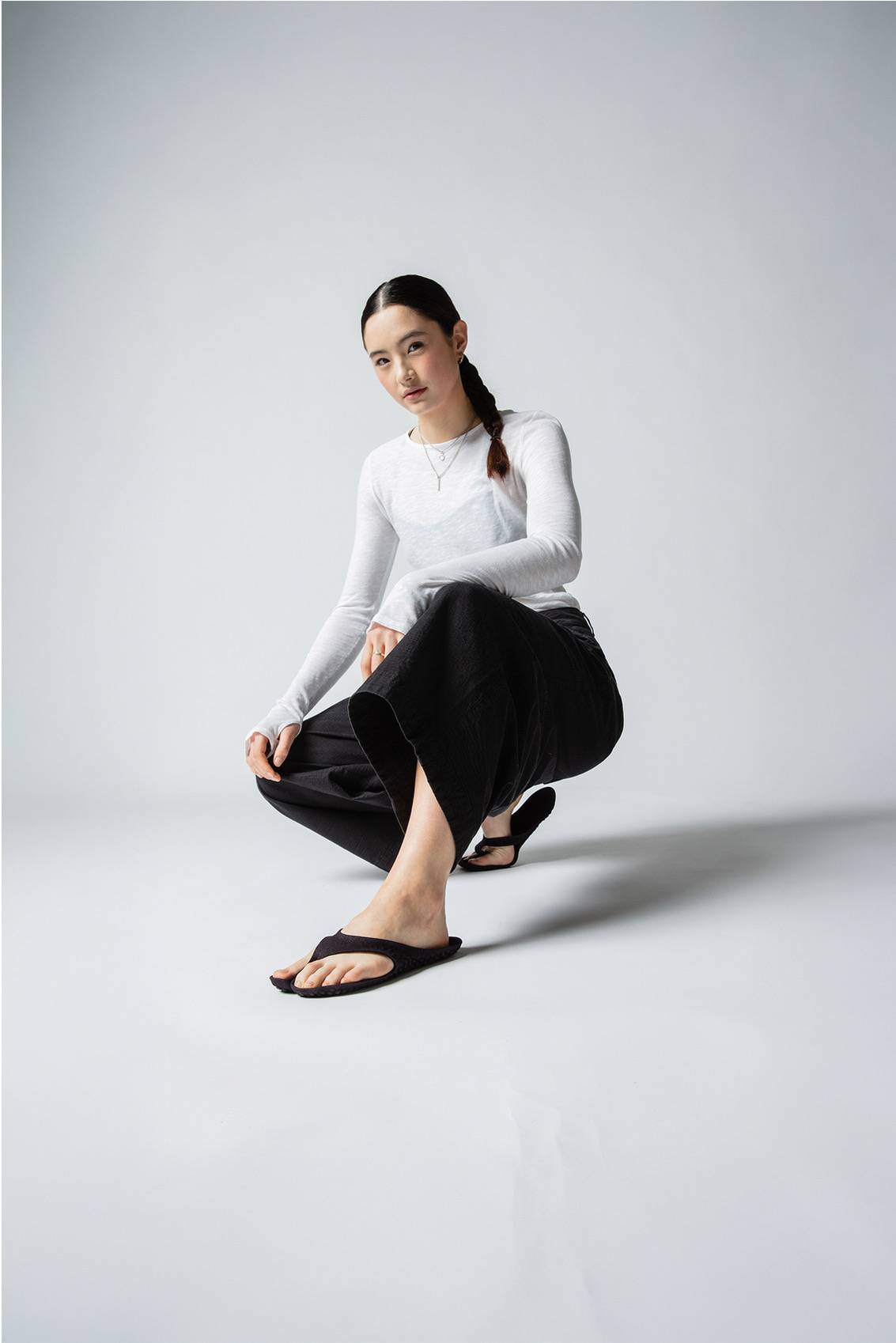 Vivobarefoot VivoBiome Tabi Gen 01 sandal
