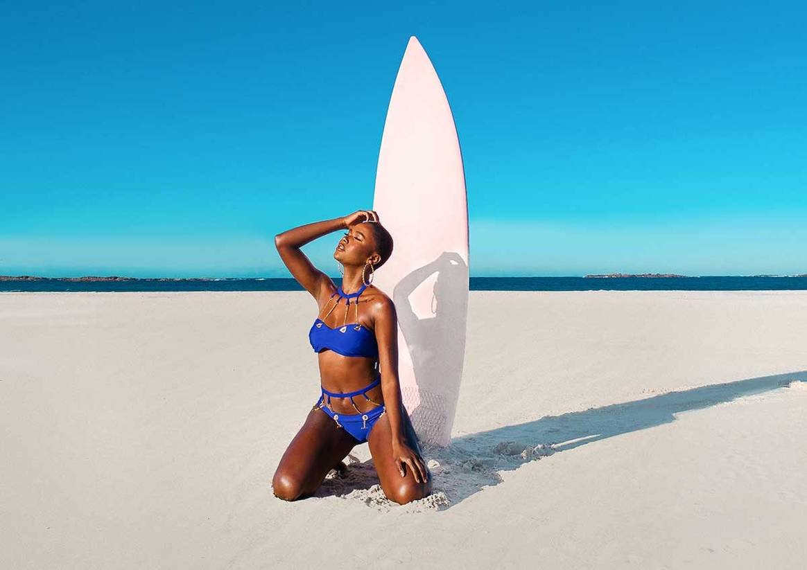 La marca PrettyLittleThing realiza su campaña usando únicamente un dron