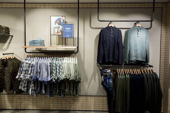 Kijken: WE Blue Store Amsterdam