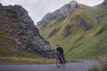 Sports Direct buys Evans Cycles for 8 million pounds