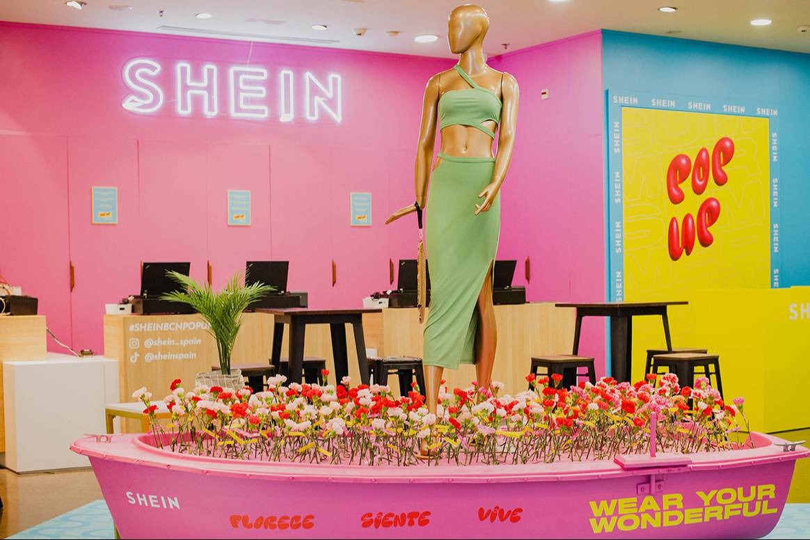 Interior de la nueva pop-up abierta por Shein en el centro comercial El Triangle de Barcelona, desde el 21 al 29 de julio de 2023.