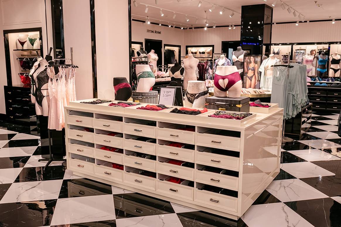 Victoria's Secret opent eerste flagshipstore met volledig assortiment in Amsterdam