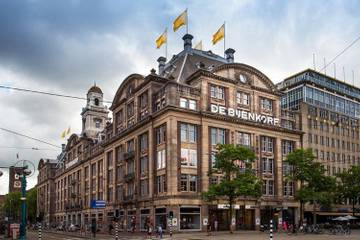 De Bijenkorf gaat ook samenwerken met PostNL