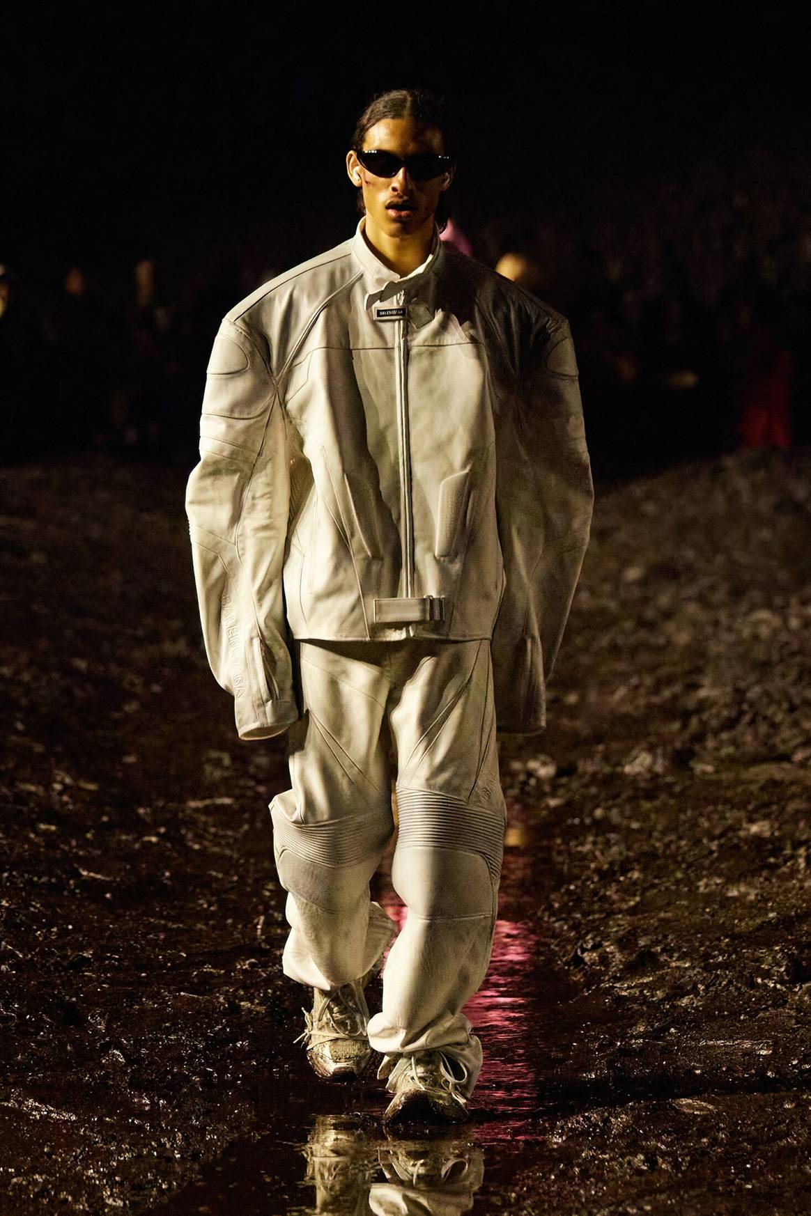 Photo Credits: Balenciaga, desfile de presentación de la colección prêt-à-porter para hombre y mujer para Verano 2023.