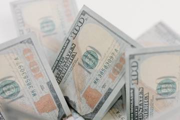 Online-Marktplatz Chrono24 sammelt weitere 100 Millionen Euro ein