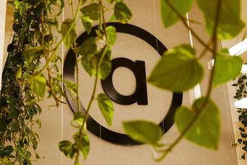 Asos cierra ejercicio contrayendo ventas y disparando pérdidas hasta los -223 millones de libras