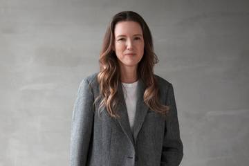 Uniqlo nombra a Clare Waight Keller nueva directora creativa