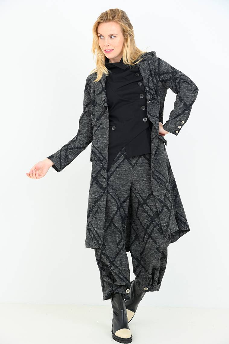 Elsewhere, HW23, mit freundlicher Genehmigung der Marke