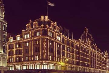 Harrods crosses 2 billion pounds in annual sales