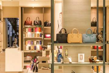 Balancing seasonal stock a growing issue for fashion retailers - research