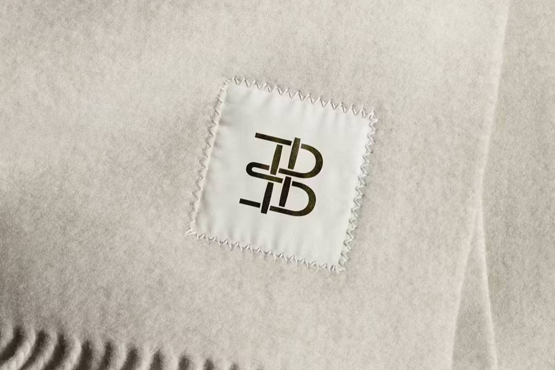 Everbloom logo.
