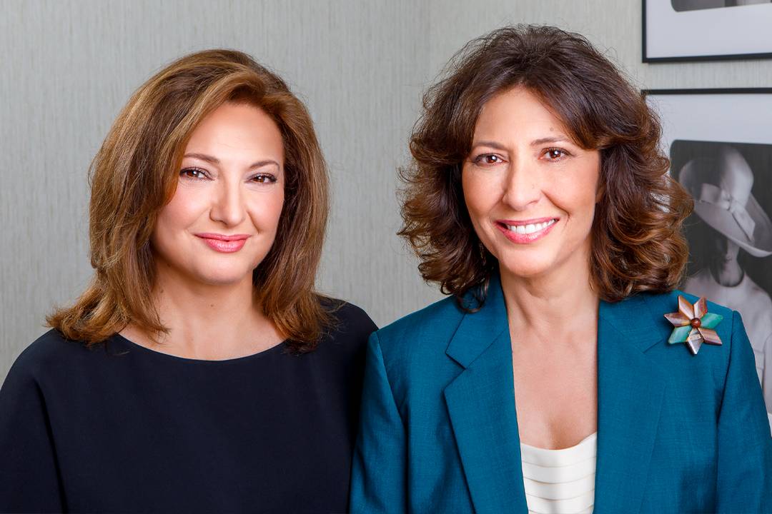 De izq. a dcha., las hermanas Marta y Cristina Álvarez Guil.