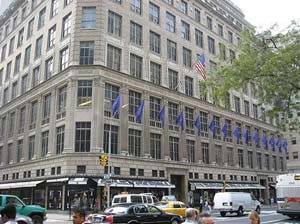 Saks redujo sus ventas por la crisis