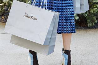Сеть люксовых универмагов Neiman Marcus объявила о банкротстве