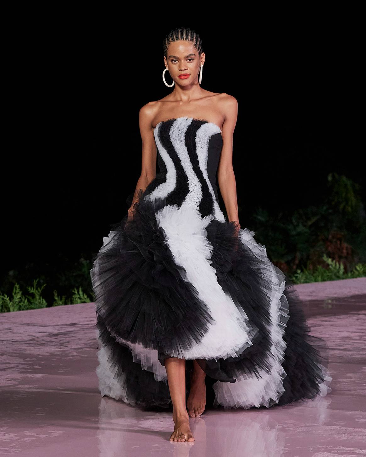 Photo Credits: Carolina Herrera, desfile de presentación en Río de Janeiro de la colección Resort 2024. Spotlight Launchmetrics.