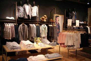 Deel failliete franchisewinkels Esprit overgenomen door The Stone
