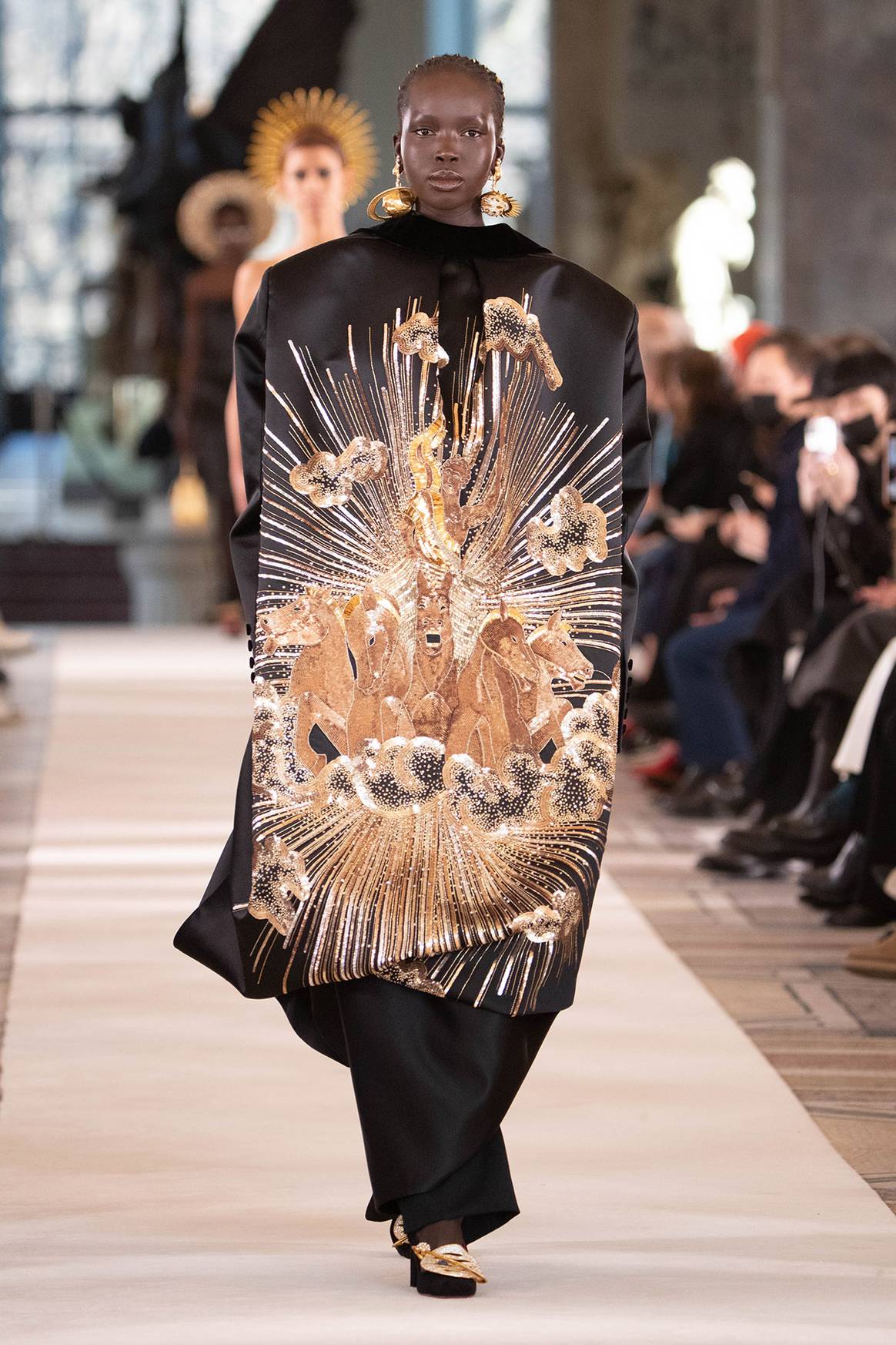 Photo Credits: Schiaparelli, colección Alta Costura para la temporada Primavera/Verano de 2022 SS22.