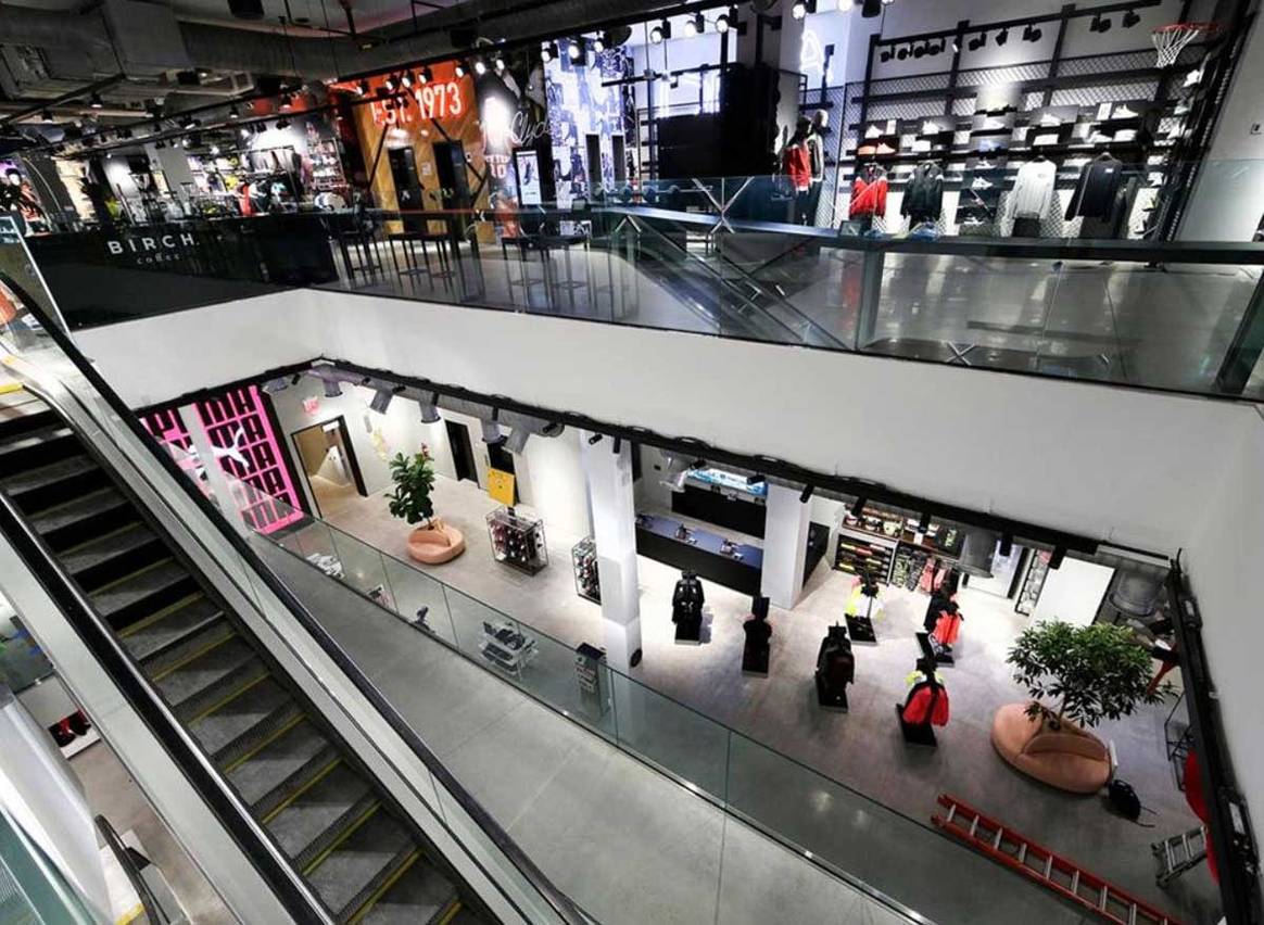 In foto: il primo flagship store nordamericano di Puma a New York City