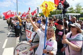 Los trabajadores de las subcontratas de Inditex se mantienen en lucha por una mejora de sus condiciones laborales