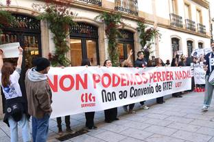 La huelga en el comercio textil paraliza La Coruña al grito de “No al Convenio de Arte”