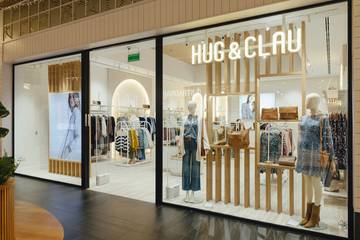 Mayoral refuerza Hug&Clau con un “outlet” en Sevilla