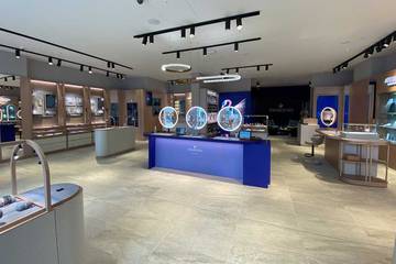 Swarovski opens first Crystal Studio in the UK