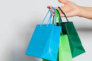 Old Navy announces the elimination of plastic shopping bags