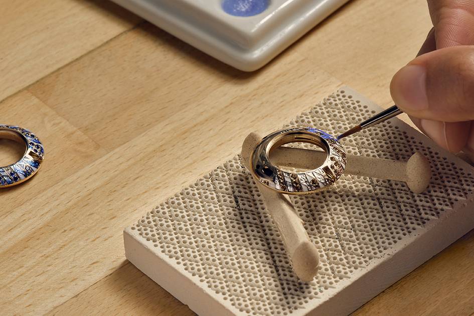 Watchmaking Graphisc The King’s Foundation partners with Cartier to support decorative ...