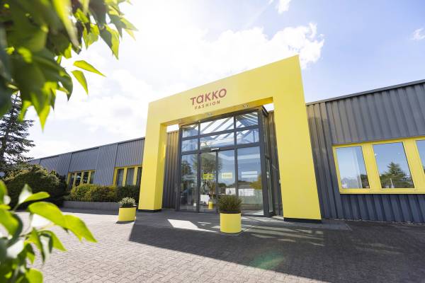 Takko Fashion apre un nuovo negozio a Curtatone il 30 aprile 2026