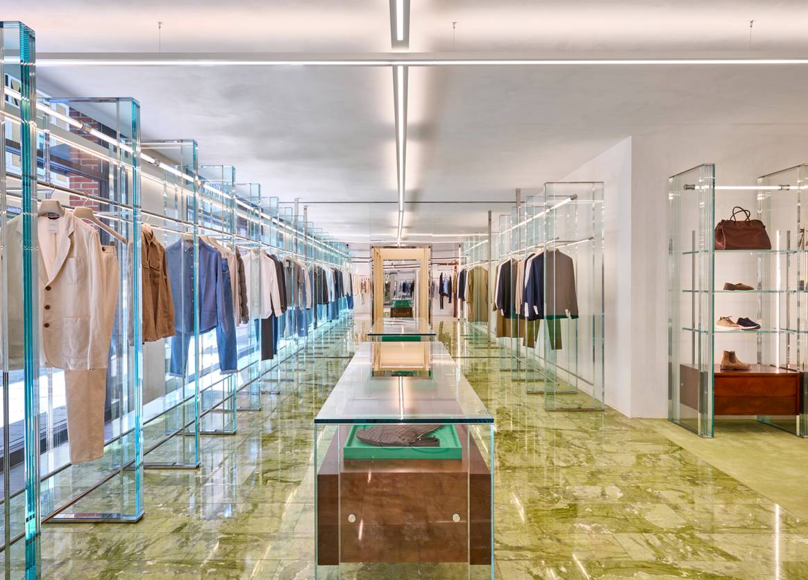 Bildnachweis: Mytheresa Menswear Store in München. Bild: Mytheresa