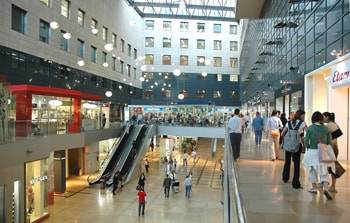 Crece el fenómeno Primark en Barcelona