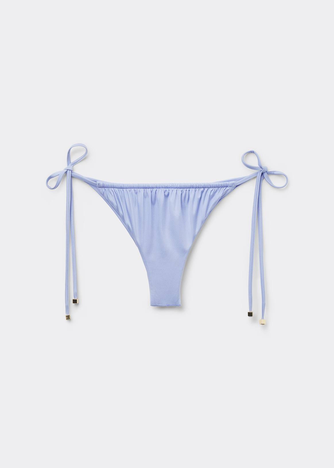 Credits: Calzedonia