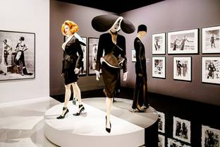 Thierry Mugler-tentoonstelling reist dit jaar door naar Parijs