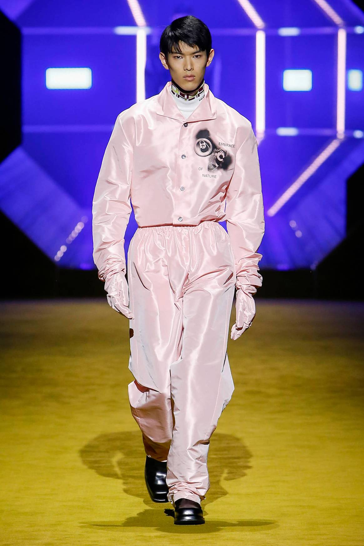 Photo Credits: Prada, colección para hombre para la temporada Otoño/invierno FW 2022 Menswear. Prada, página oficial.