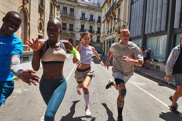 Des perturbateurs endoctriniens trouvés dans les vêtements de sport de grandes marques