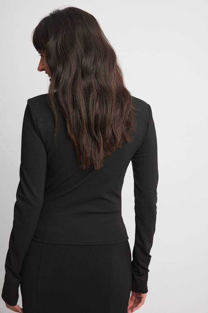 Top met chokerdetail en vierkante hals | NA-KD