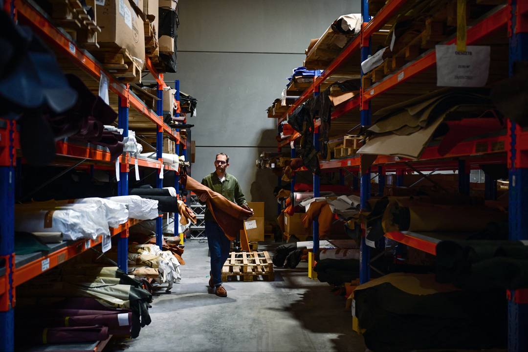 Pierre Colin, Marketing Director of Paraboot, dans l'usine Paraboot à Saint-Jean-de-Moirans, près de Grenoble (27 mai 2025).