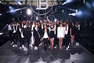  PFW SS22: Balmain celebra un festival benéfico para presentar su nueva colección