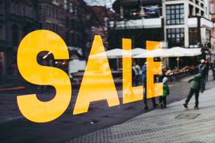 Podcast: La historia de los outlets y las compras con descuento (Modalogía)